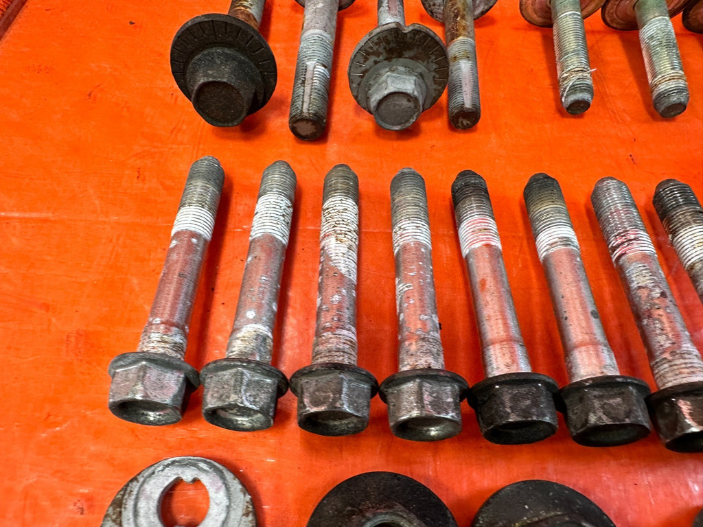 09 11 MAZDA RX8 RX 8 REAR CONTROL ARM TRAILING ARM LEFT AND RIGHT BOLTS OEM 3035
