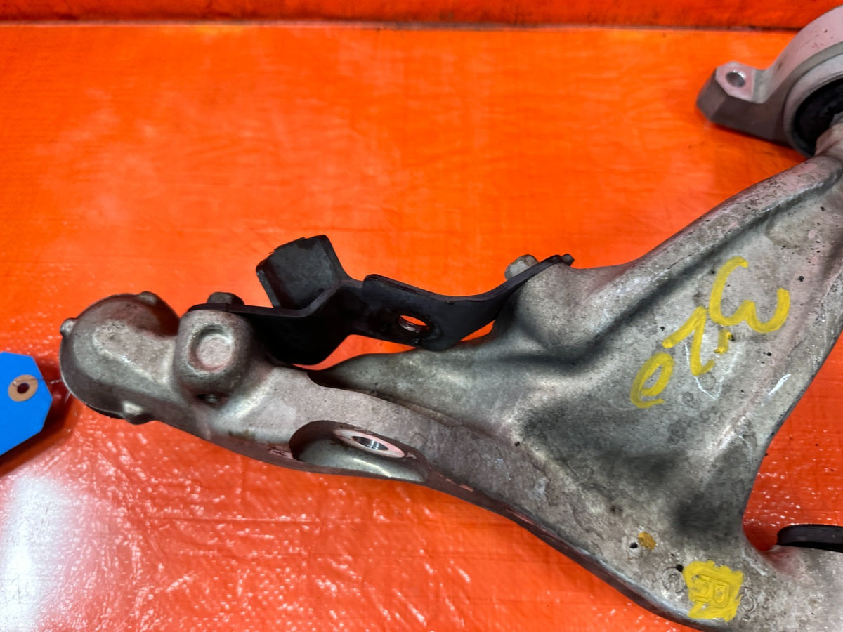 08-15 INFINITI G37 Q60 - RWD ONLY - PASSENGER RIGHT FRONT LOWER CONTROL ARM 3206