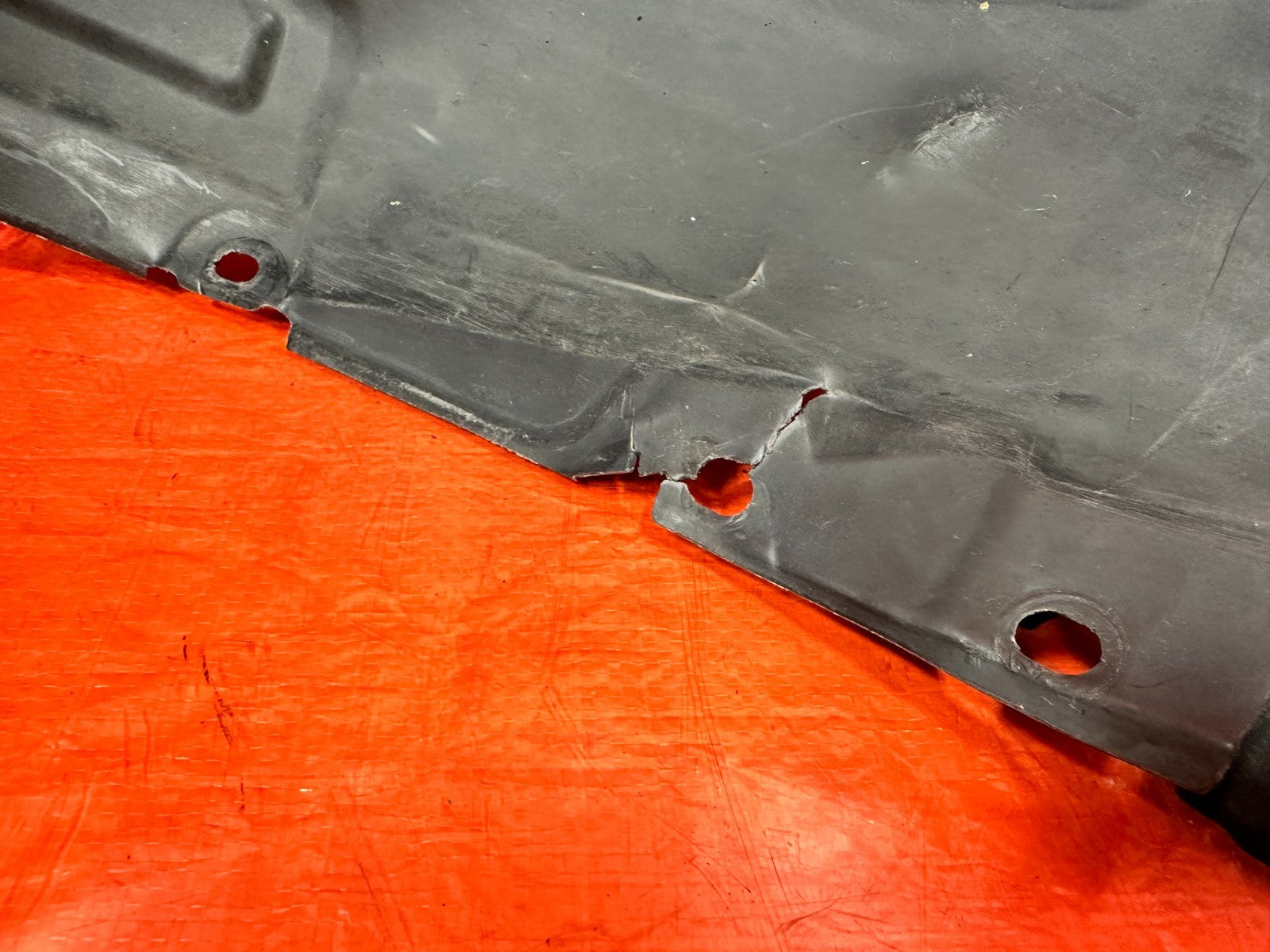 09 11 MAZDA RX8 RX 8   FENDER LINER SPLASH SHIELD   DRIVER LEFT FRONT   OEM 30316