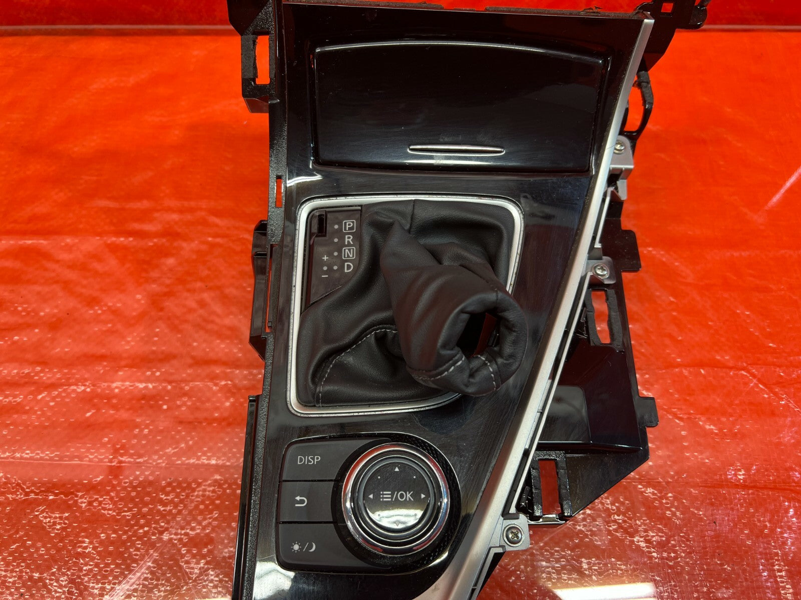 2018 18 INFINITI Q50   CENTER / SHIFTER CONSOLE W/ CONTROLS   W/O NAVI   OEM #965