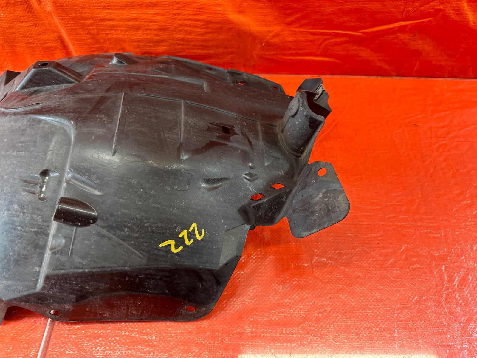 14 20 INFINITI Q50   FENDER LINER SPLASH SHIELD   PASSENGER RIGHT FRONT OEM #2222