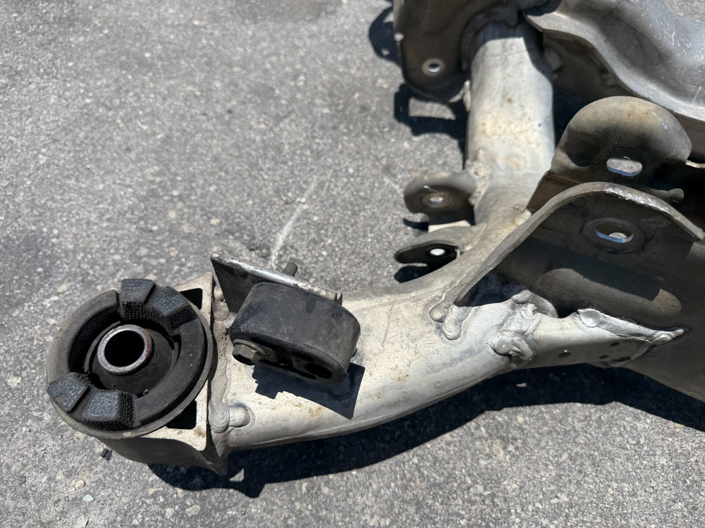 03 07 INFINITI G35 COUPE   REAR SUBFRAME CROSSMEMBER K FRAME   ALUMINUM OEM 2985