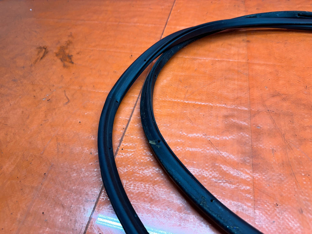 92 95 HONDA CIVIC 2D   PASSENGER RIGHT DOOR WEATHERSTRIP RUBBER SEAL   OEM #3339
