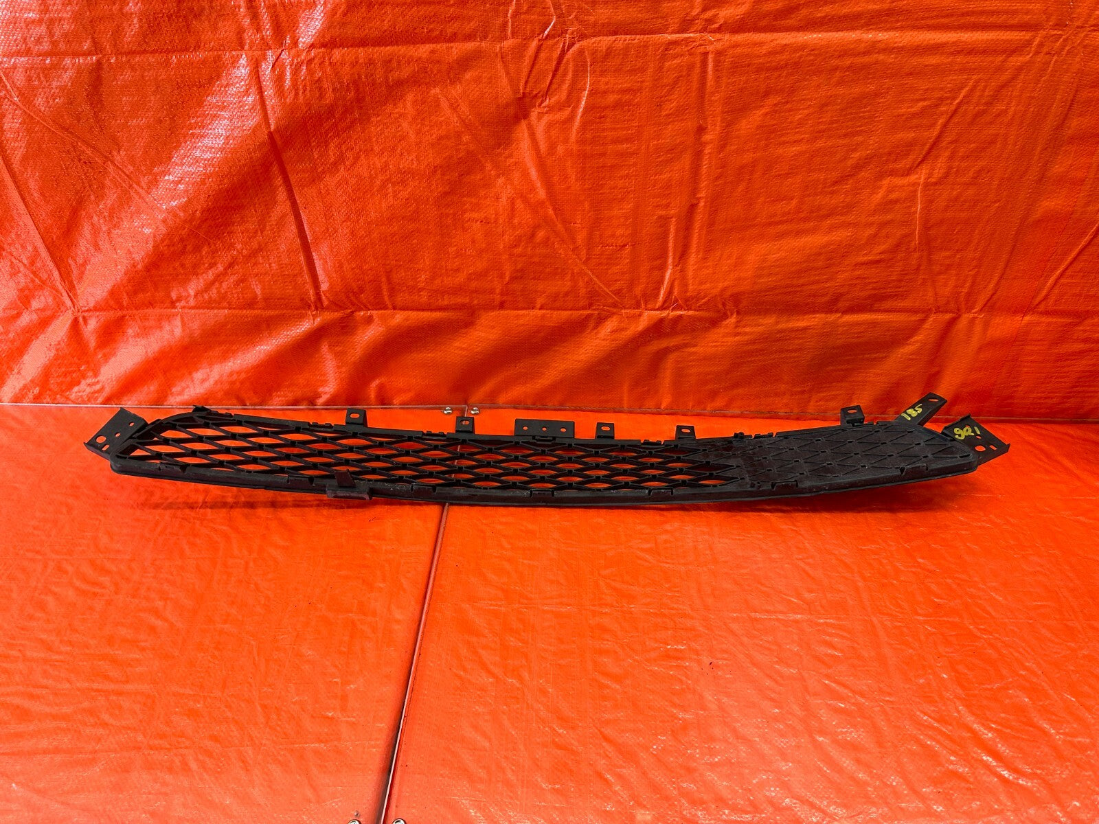 16 17 INFINITI Q50   RED SPORT 400   FRONT BUMPER COVER GRILLE INSERT   OEM #1859
