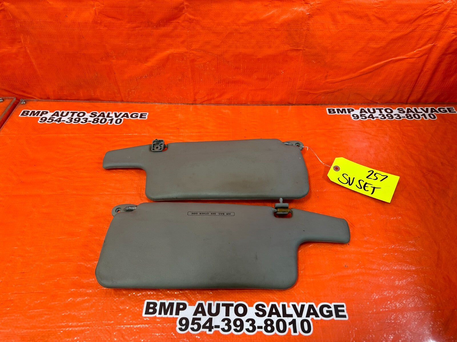 92 95 HONDA CIVIC   LEFT AND RIGHT SUN VISORS PAIR SET   GRAY   OEM #2570