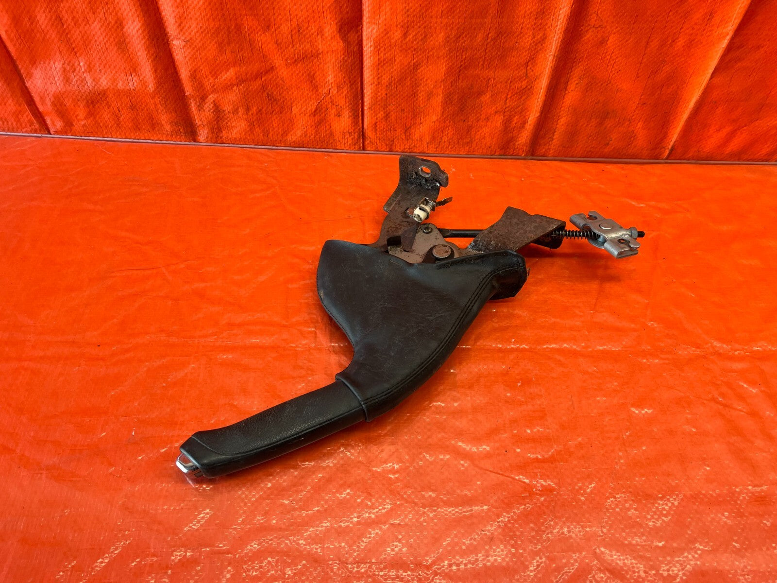 04 08 ACURA TSX   EMERGENCY / PARKING BRAKE HANDLE GRIP LEVER   OEM #1567