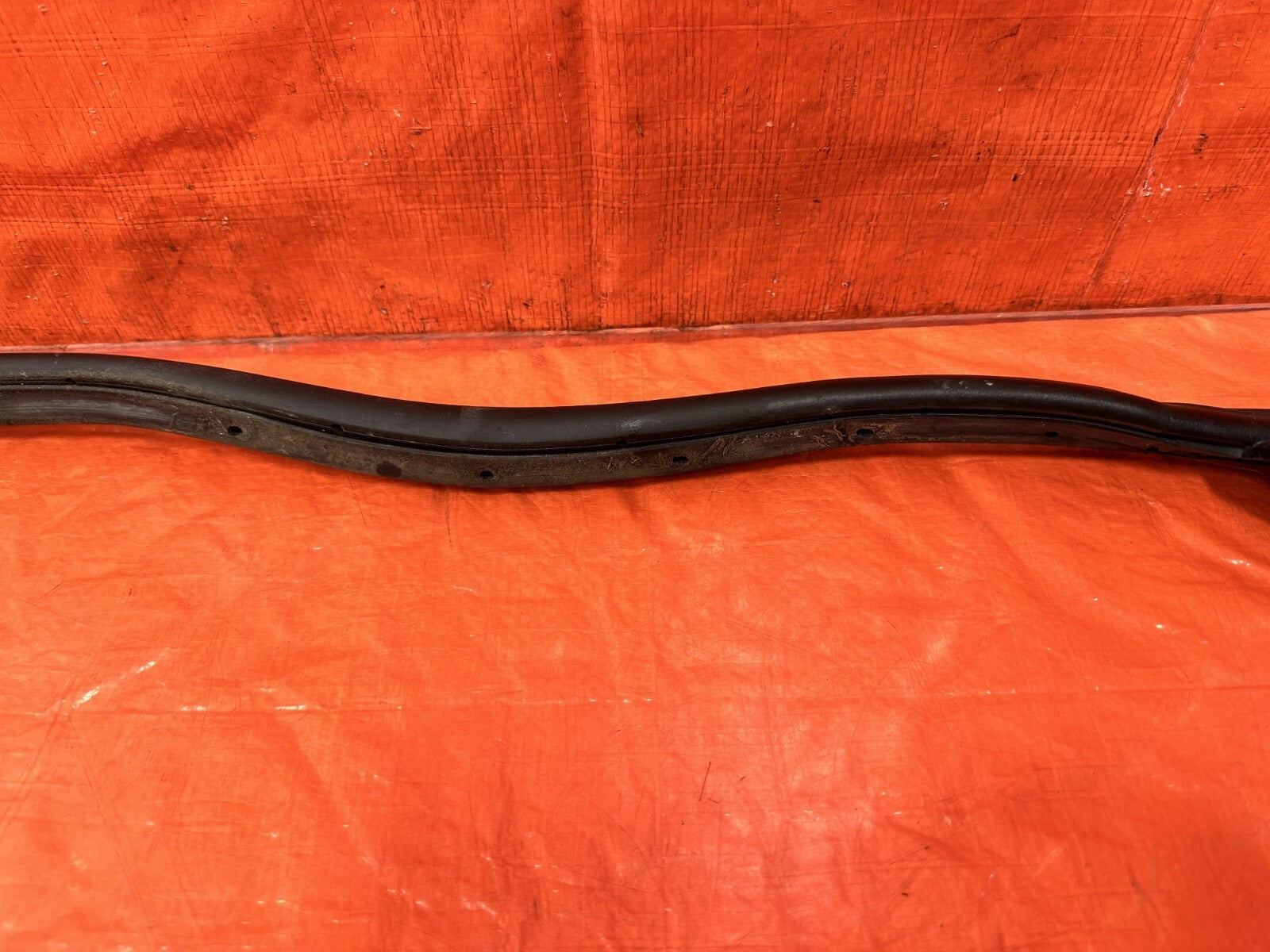 00 09 HONDA S2000 PASSENGER RIGHT DOOR WEATHER STRIP TRIM SEAL GASKET   OEM 29012