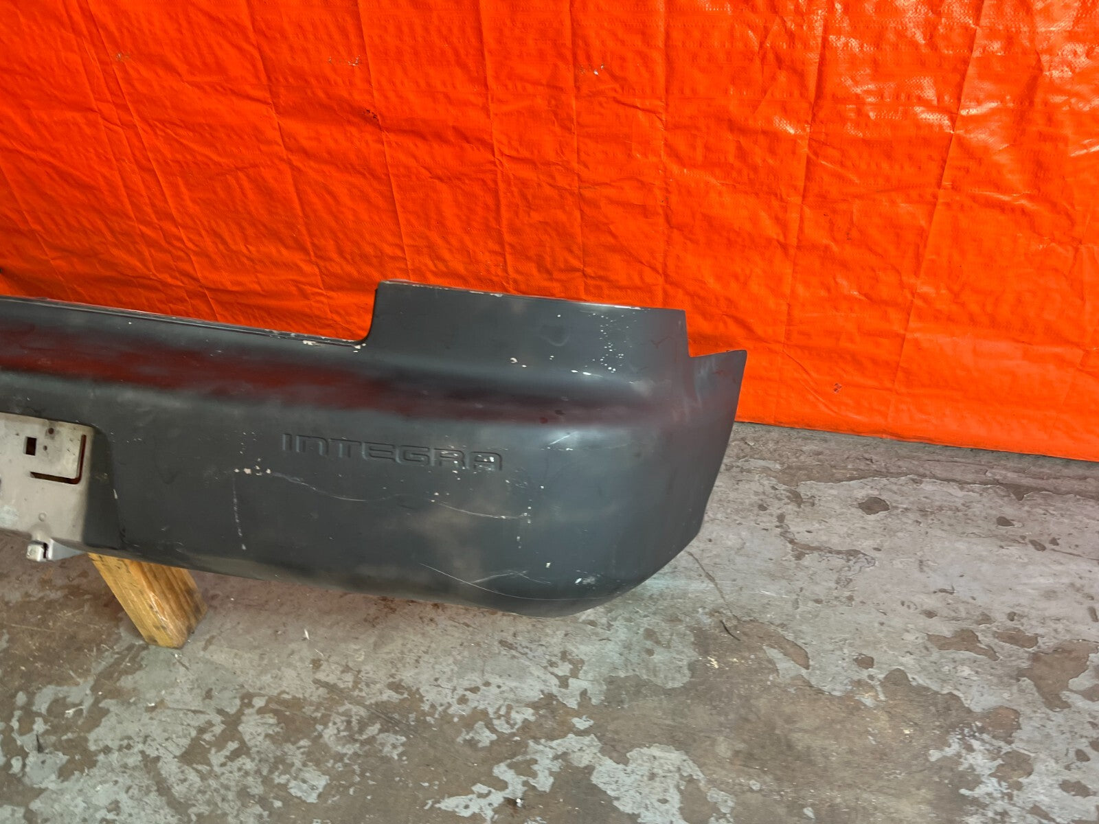 94 97 ACURA INTEGRA SEDAN   REAR BUMPER COVER   OEM FACTORY #1595