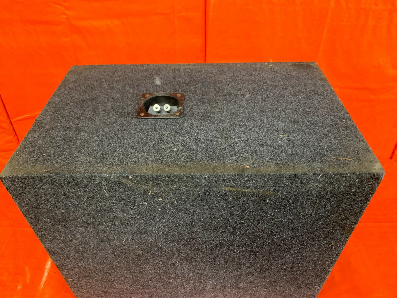 AE SUBWOOFER ENCLOSURE BOX   11 INCH SPEAKER   21 1/4 L 16 W 14 H3