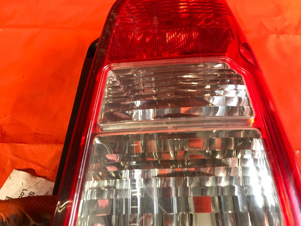 OEM 2005 2006 2007 05 06 07 NISSAN PATHFINDER PASSENGER RIGHT TAIL LIGHT LAMP RH2