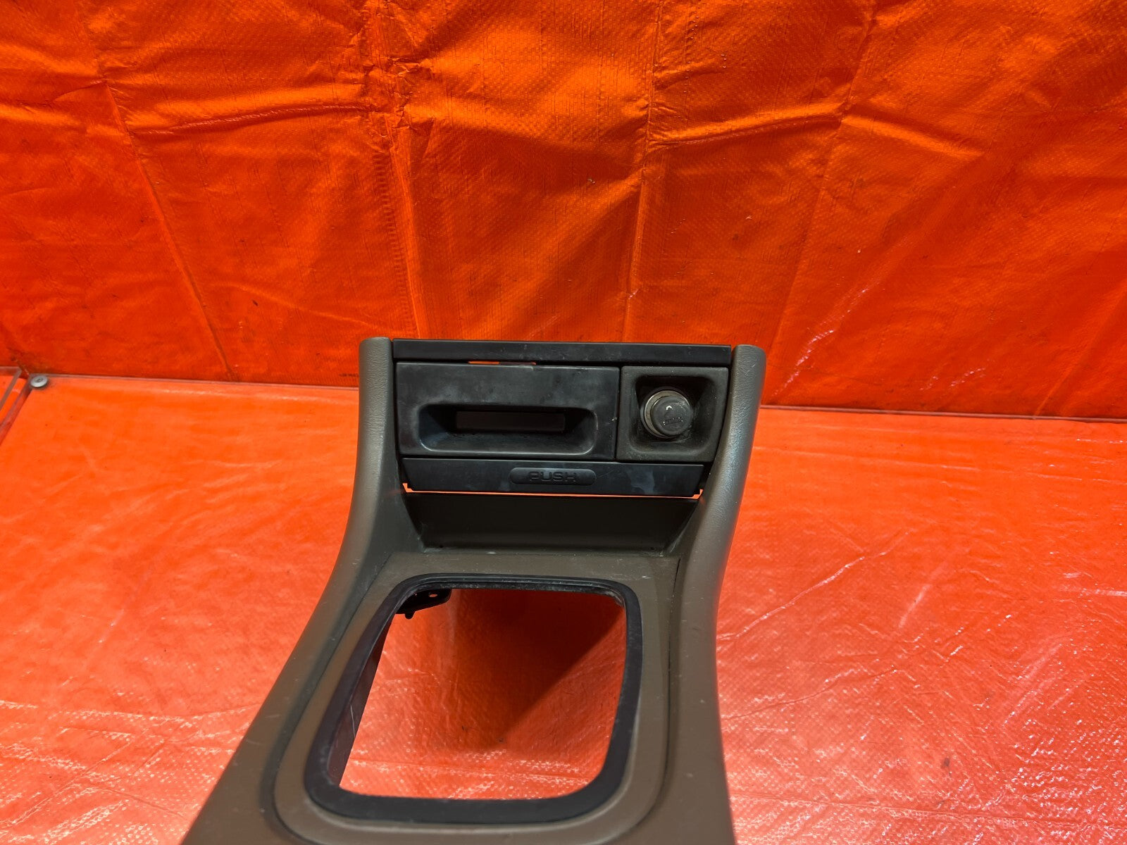 94 01 ACURA INTEGRA   AUTOMATIC SHIFTER CENTER CONSOLE TRIM BEZEL   OEM #1627