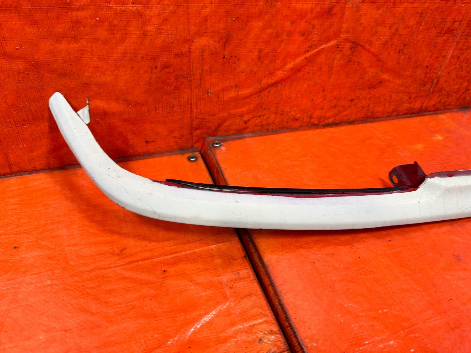 90 91 HONDA CIVIC HATCHBACK   FRONT BUMPER GRILLE INSERT  ASSEMBLY   OEM 3259