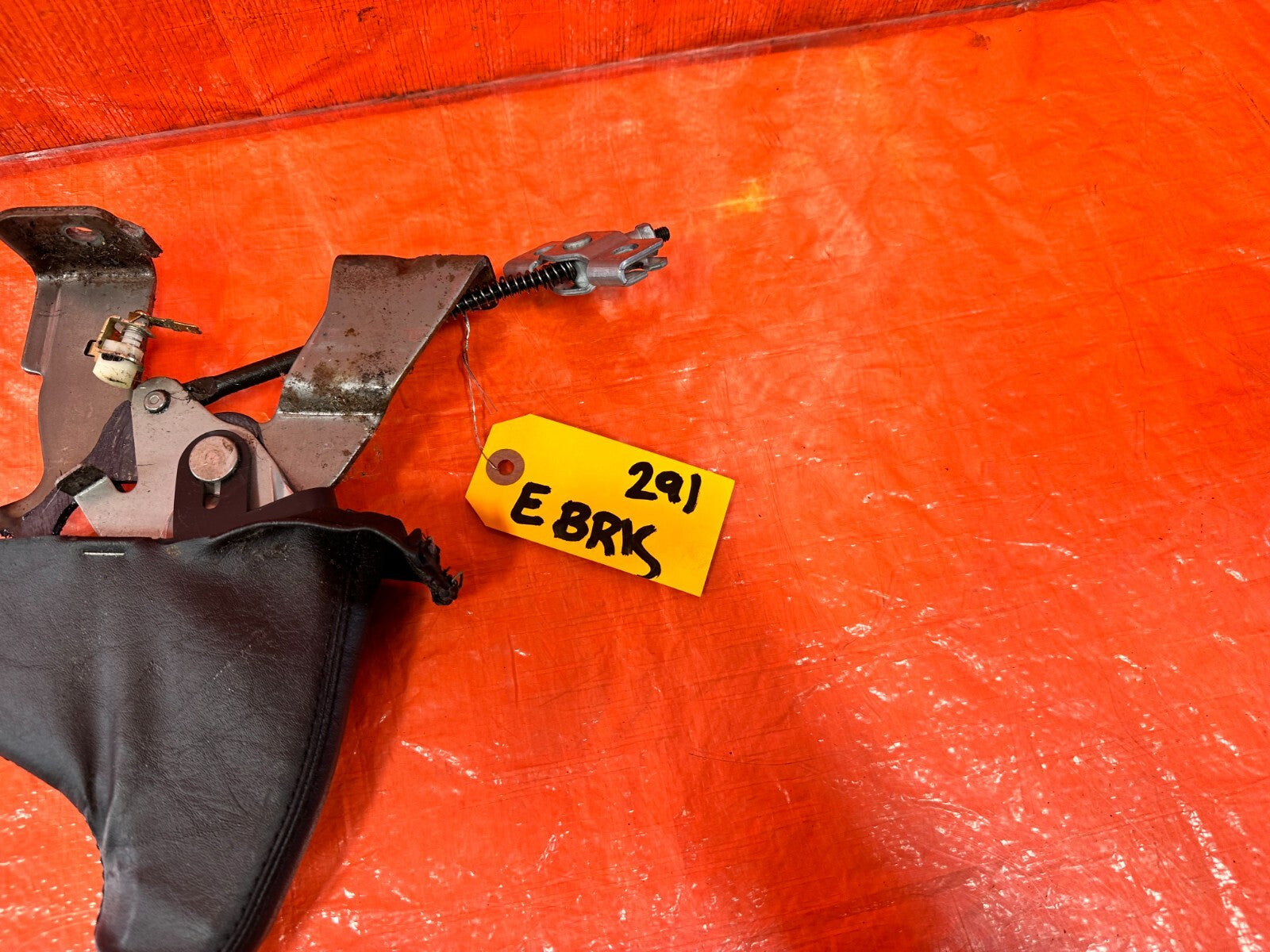 04 08 ACURA TSX   EMERGENCY / PARKING BRAKE HANDLE GRIP LEVER   OEM #2916
