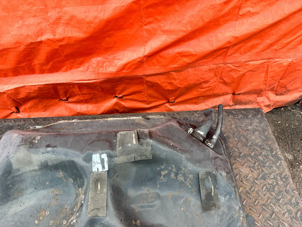 96 98 HONDA CIVIC   HATCHBACK ONLY   GASOLINE GAS FUEL TANK ASSEMBLY   OEM #2879
