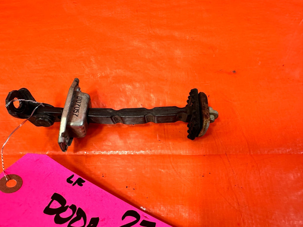 06 11 CIVIC 4D SEDAN   DRIVER LEFT FRONT DOOR CHECKER HINGE ARM STOPPER OEM #2702
