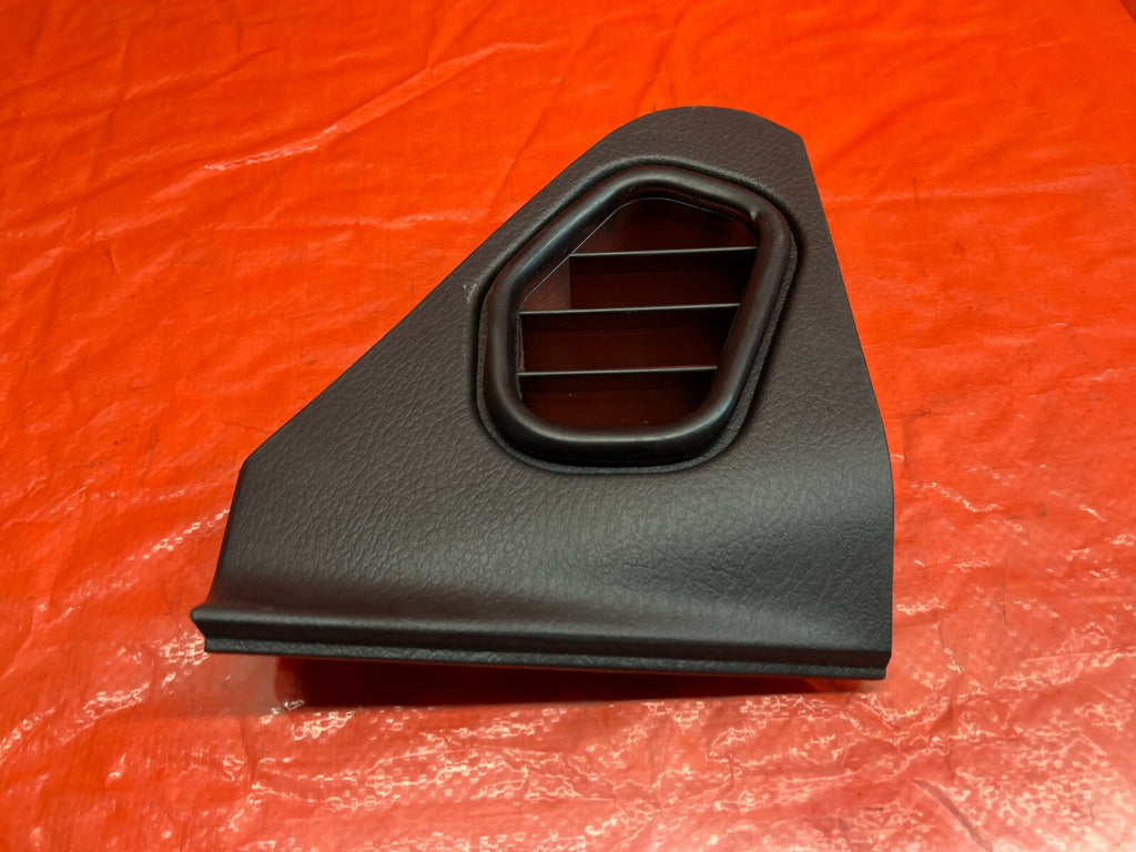 90 96 NISSAN 300ZX   DASH BOARD AC VENT PANEL TRIM   BLACK COLOR   OEM 854