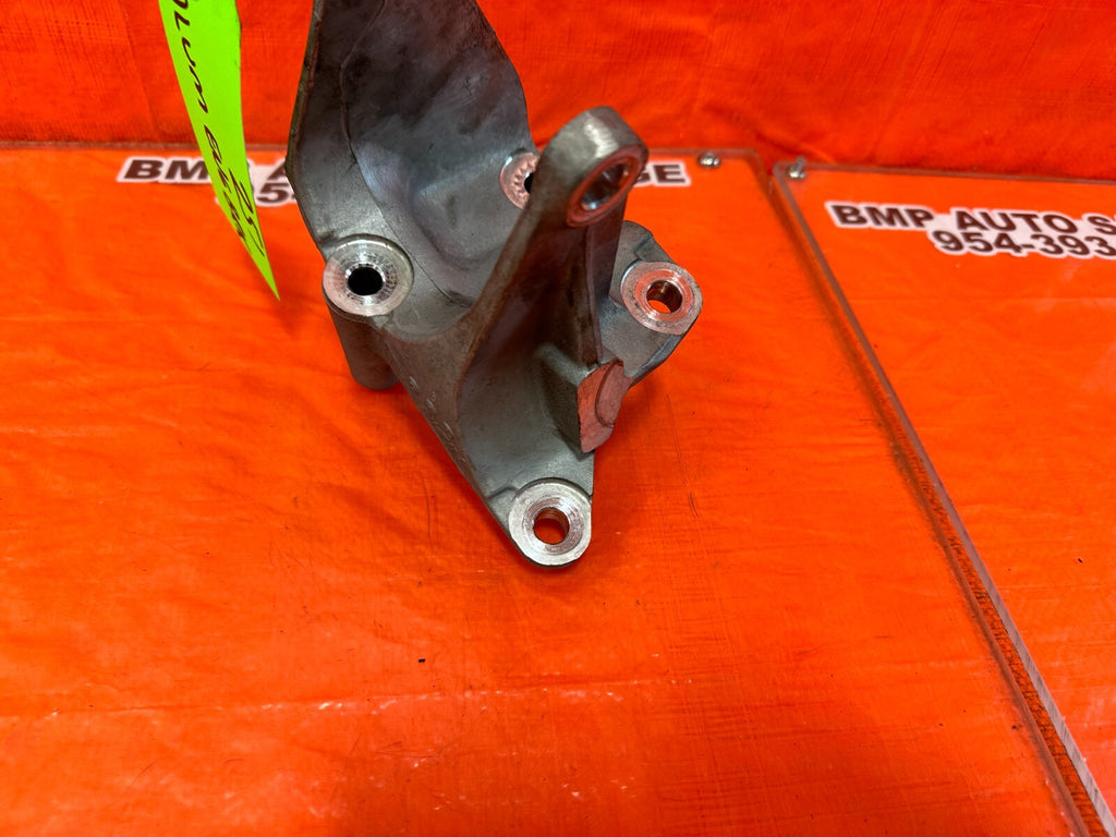 08 12 HONDA ACCORD SEDAN 2.4L   REAR ALUMINUM ENGINE MOTOR MOUNT BRACKET OEM 2511