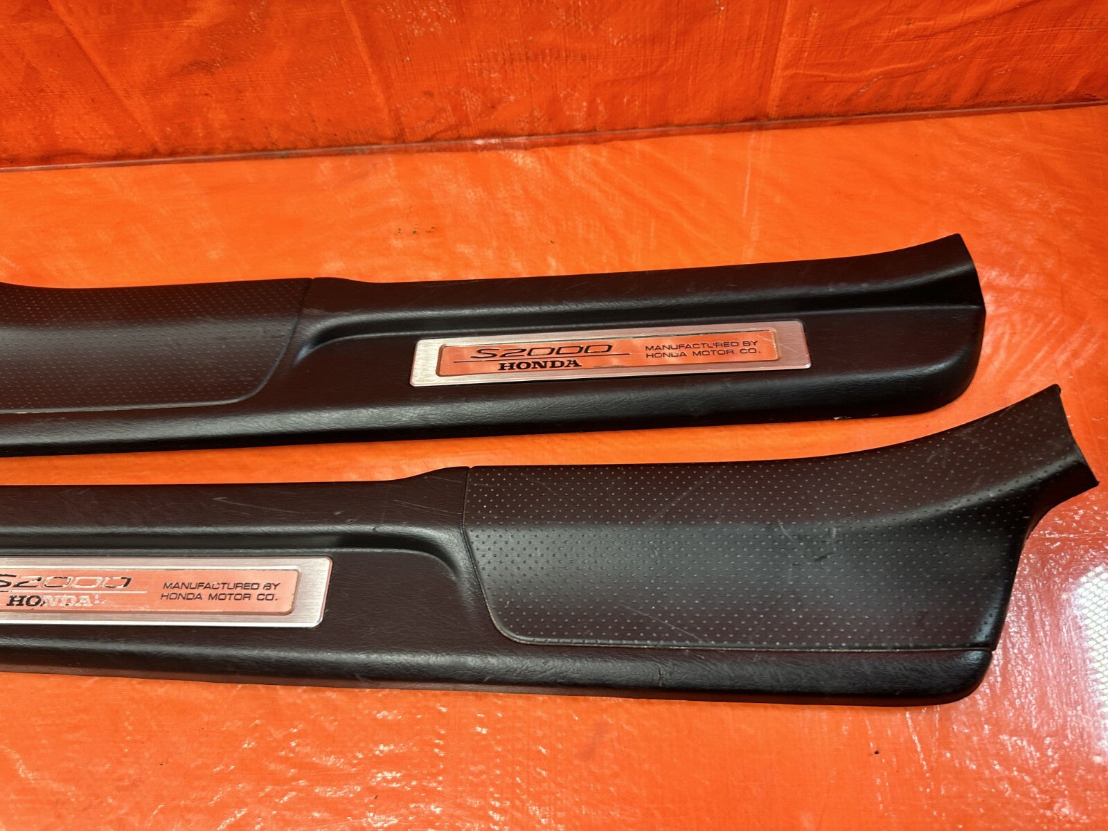 00 09 HONDA S2000   LEFT AND RIGHT FLOOR PILLARS SCUFF PLATE SET   OEM #2902