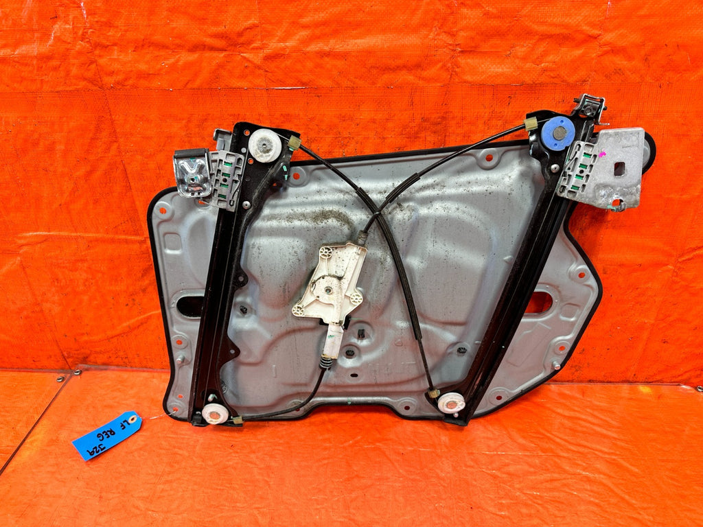 08 15 INFINITI G37 COUPE & DRIVER LEFT   WINDOW REGULATOR W/ MOTOR OEM 3295
