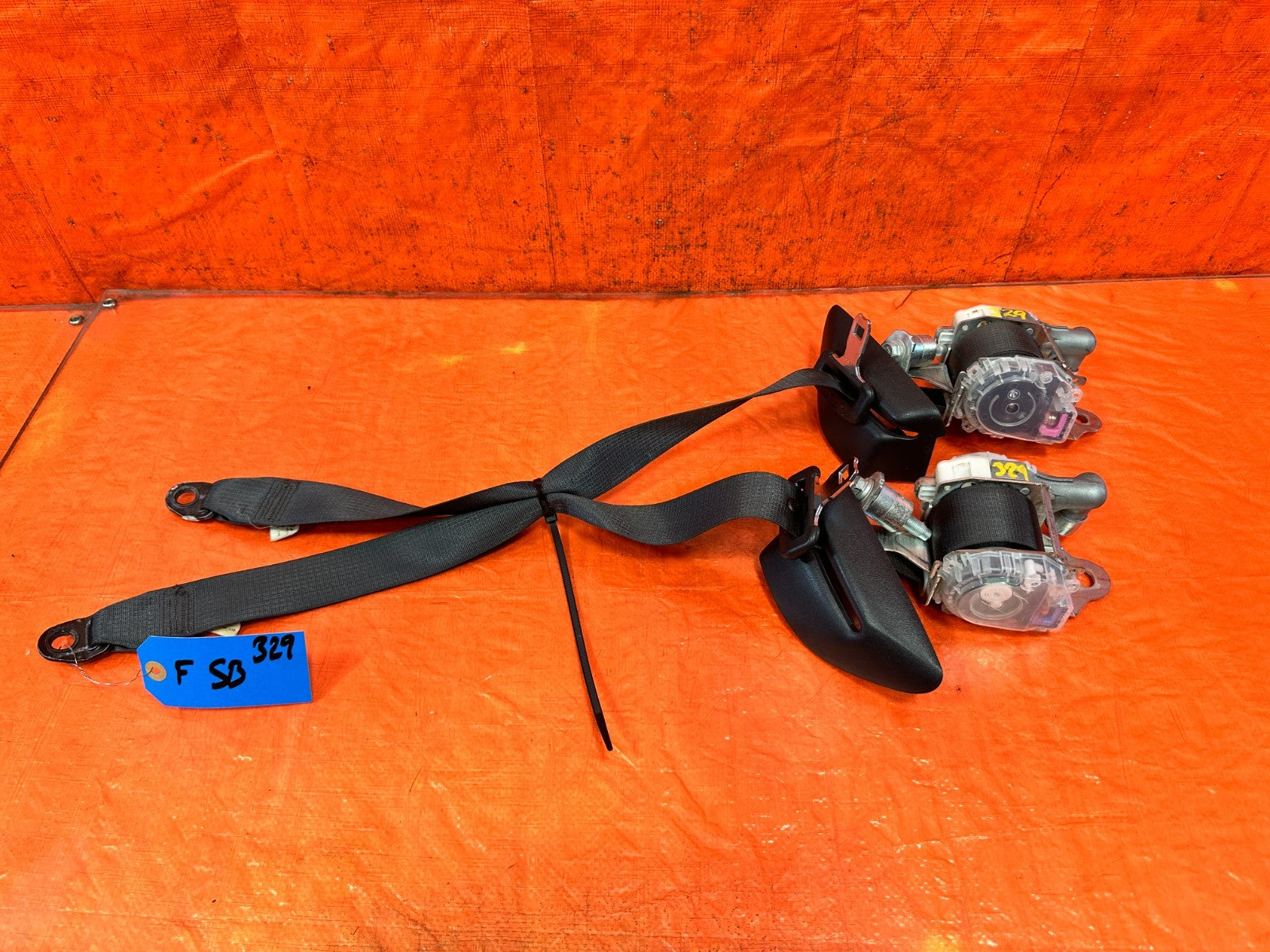 09 15 INFINITI G37 Q60 CONVERTIBLE FRONT LEFT RIGHT SEAT BELTS RETRACTORS #3290