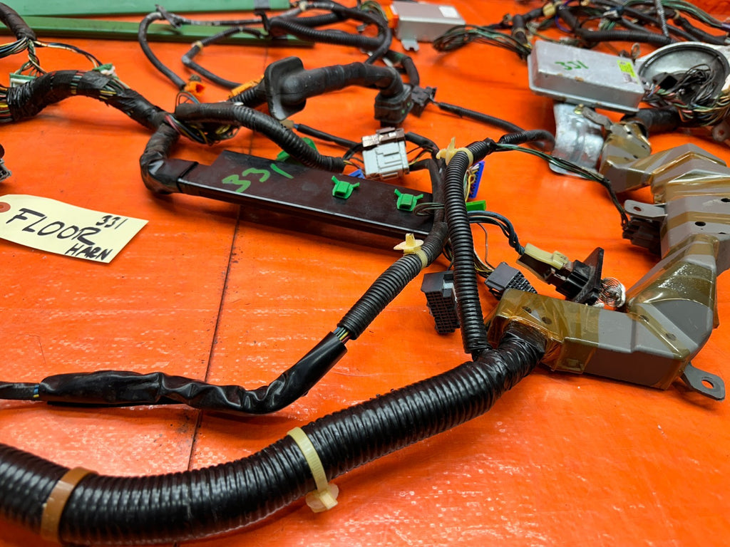 1998 2001 ACURA INTEGRA MAIN CABIN & FLOOR WIRE HARNESS LOOM COMBO   OEM #33111