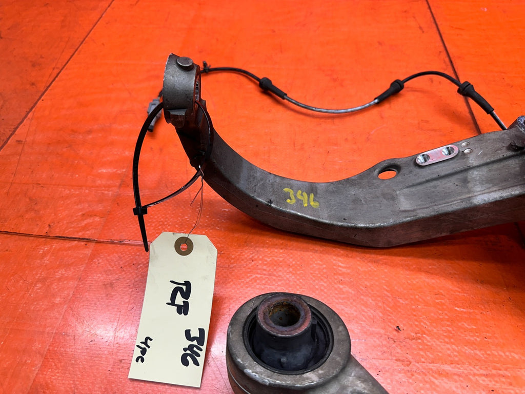 03-08 NISSAN 350Z RIGHT FRONT SPINDLE KNUCKLE HUB CONTROL ARMS OEM #3469