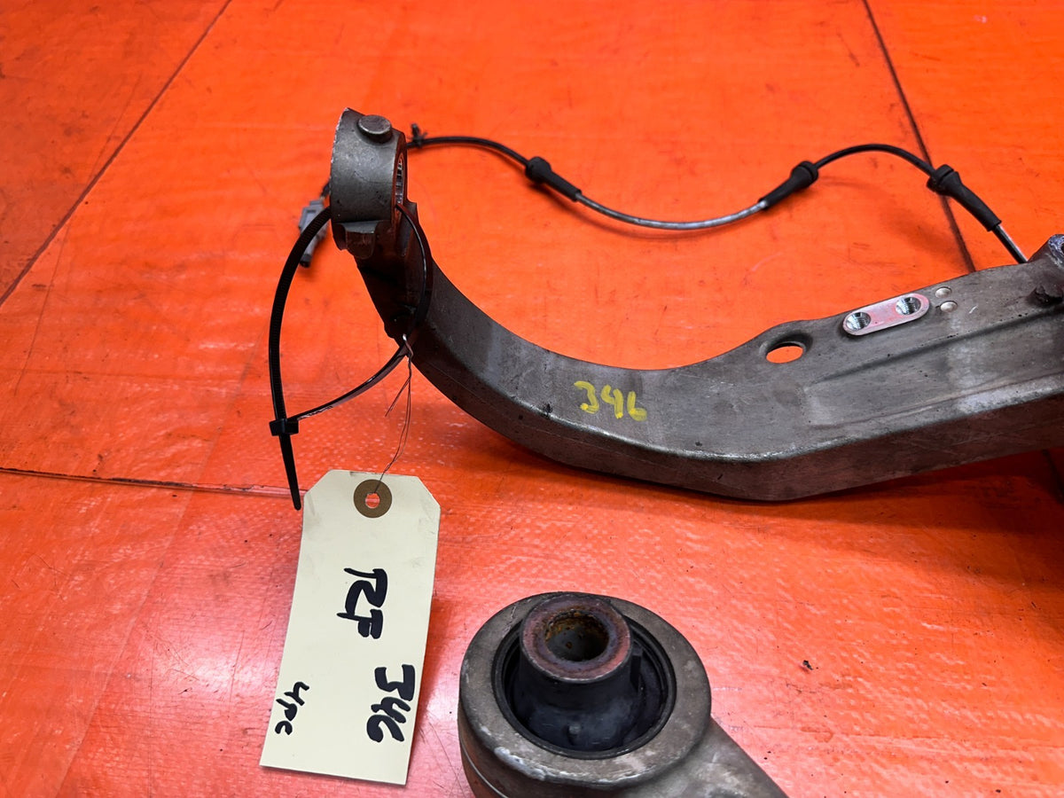 03-08 NISSAN 350Z RIGHT FRONT SPINDLE KNUCKLE HUB CONTROL ARMS OEM #3469