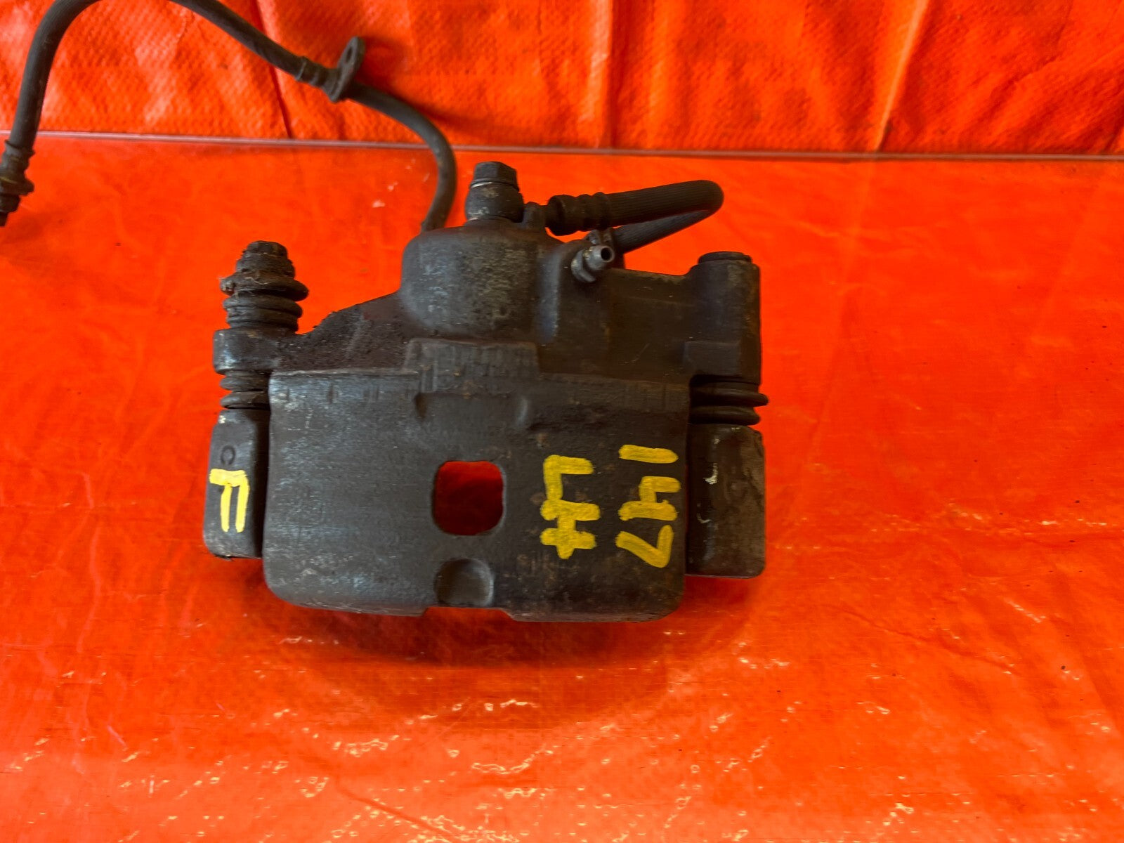 92 94 HONDA CIVIC SI   DRIVER LEFT FRONT BRAKE CALIPER   OEM FACTORY #1476