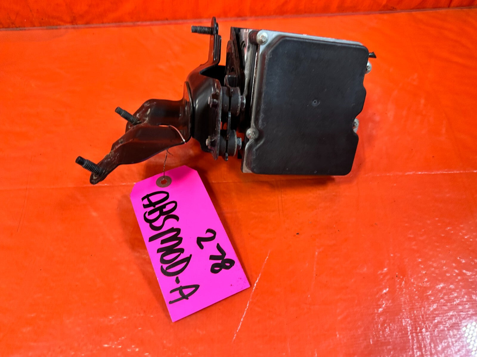 13 15 INFINITI G37 S CONVERTIBLE ABS PUMP ANTI SKID LOCK ACTUATOR VSA MODULATOR0