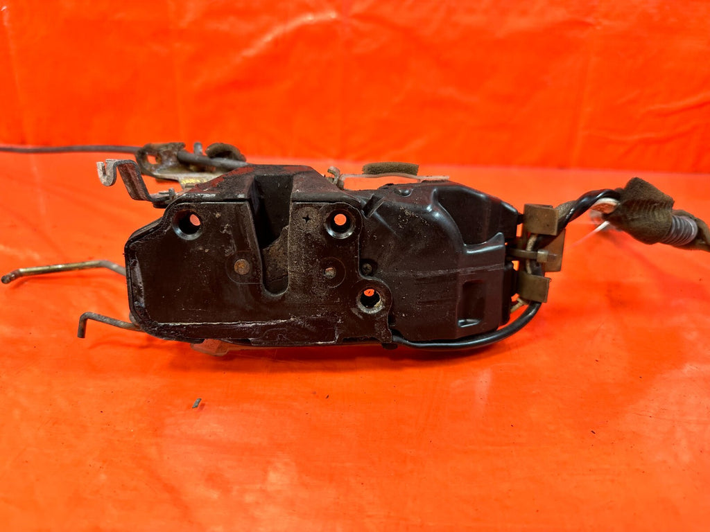 92 00 LEXUS SC300   DRIVER LEFT DOOR LOCK ACTUATOR LATCH   OEM #2764