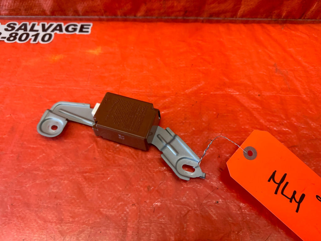 07 10 LEXUS ES350   TPMS SENSOR BOX   PART # 89760 33022   OEM FACTORY #2446