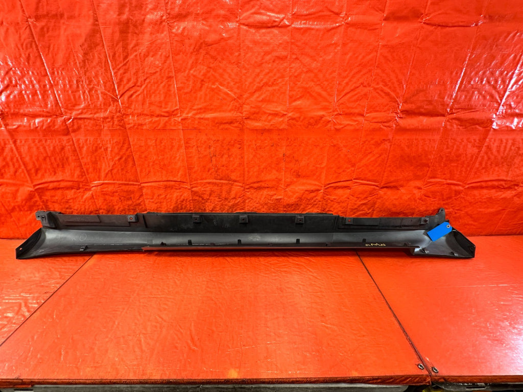 2008 INFINTI G37 COUPE SPORT SIDE SKIRT ROCKER MOLDING TRIM RIGHT OEM 32010