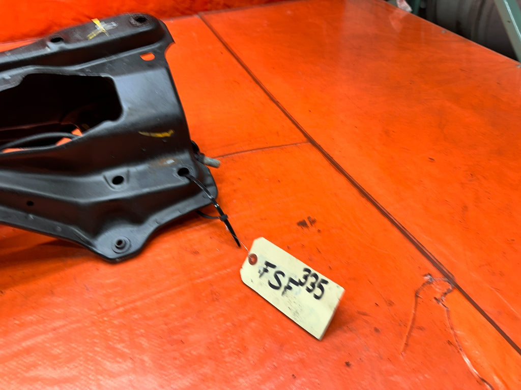 97 01 HONDA PRELUDE 2.2L FRONT SUBFRAME K MEMBER W/ POWER STEERING RACK OEM #3355
