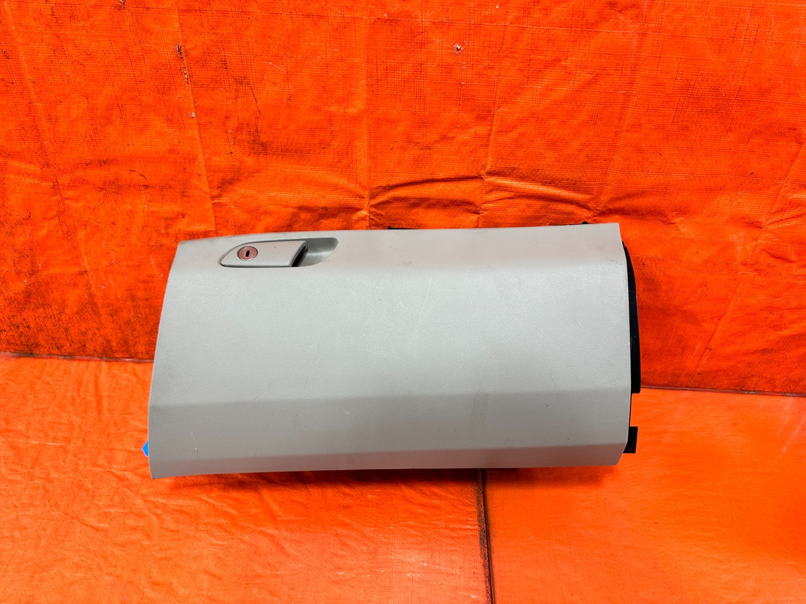 09 14 ACURA TSX   GLOVE BOX ASSEMBLY   GRAY INTERIOR COLOR   OEM FACTORY #3210