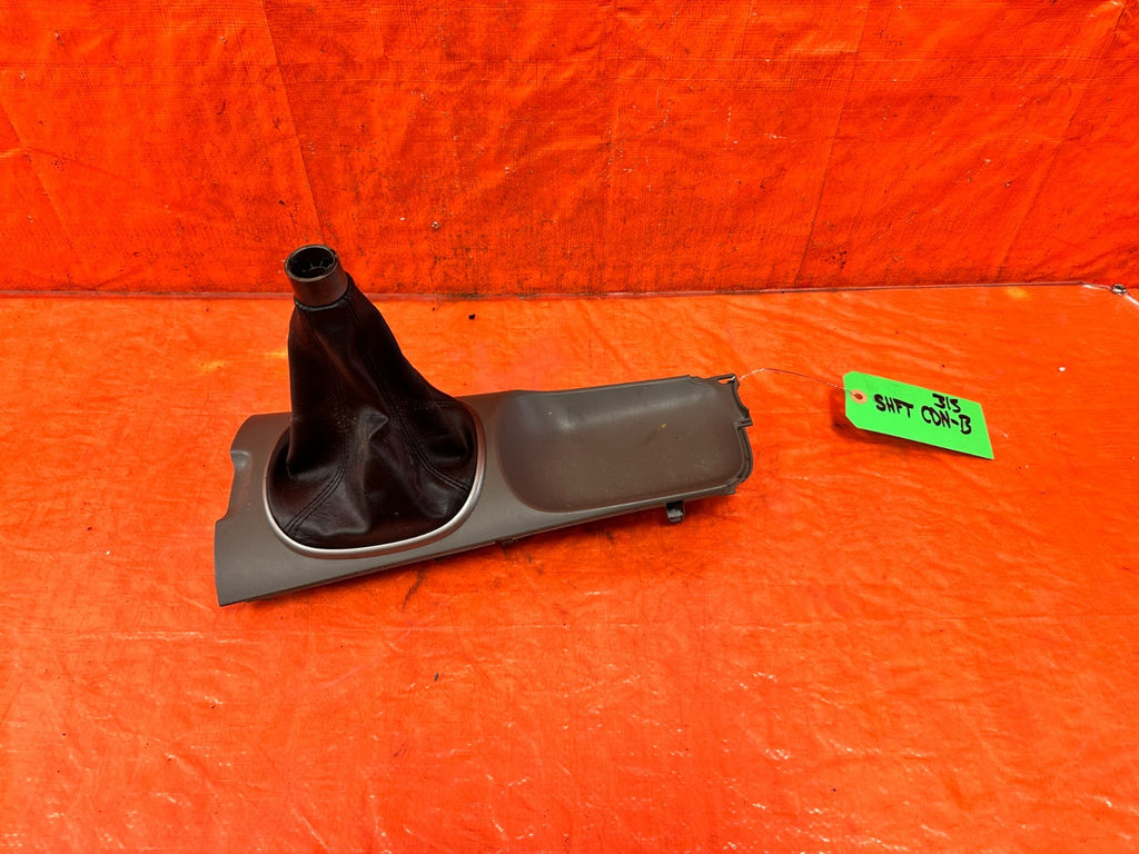 02-06 ACURA RSX - MANUAL STICK SHIFT - CENTER SHIFTER CONSOLE W/ BOOT OEM #3150