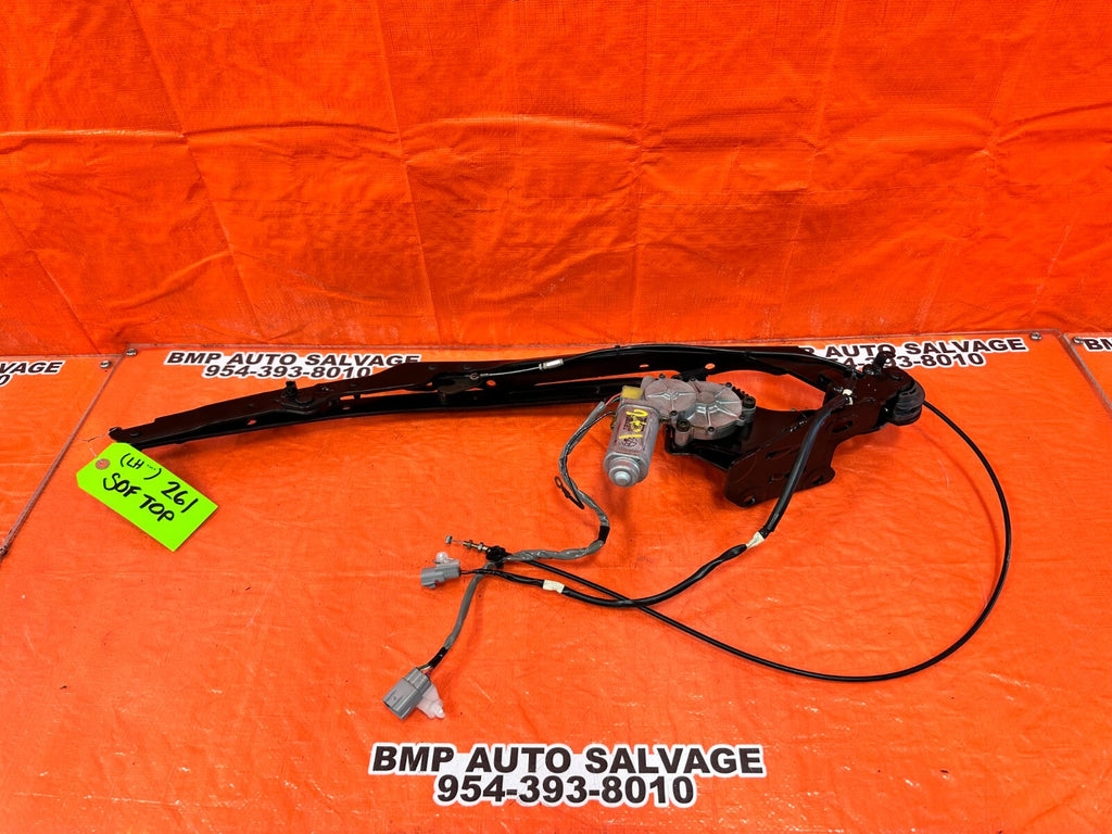 02 10 LEXUS SC430   LEFT CONVERTIBLE ROOF PANEL SUB LINK W/ MOTOR   OEM #2610