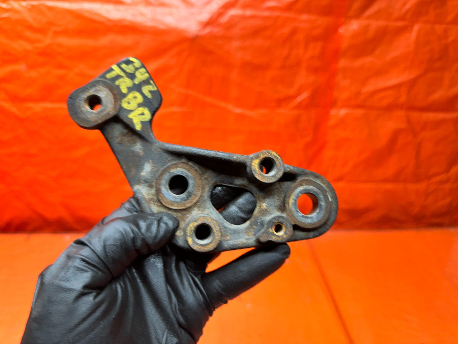 04-05 ACURA TSX 4D 2.4L K24A2 AUTOMATIC TRANSMISSION MOUNT BRACKET OEM #3425
