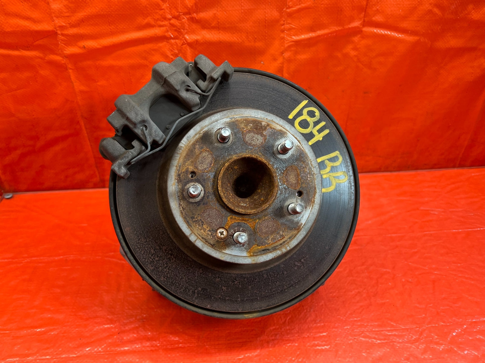 18 21 HONDA ACCORD RIGHT REAR SPINDLE KNUCKLE HUB W/ ELECTRONIC CALIPER OEM #1845