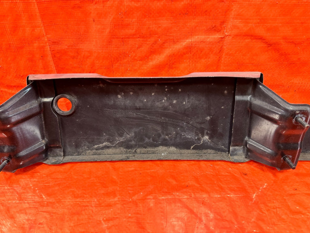94 01 ACURA INTEGRA REAR BUMPER TAIL LIGHT LAMP GATE TRIM UPPER SKIRT PANEL #28115