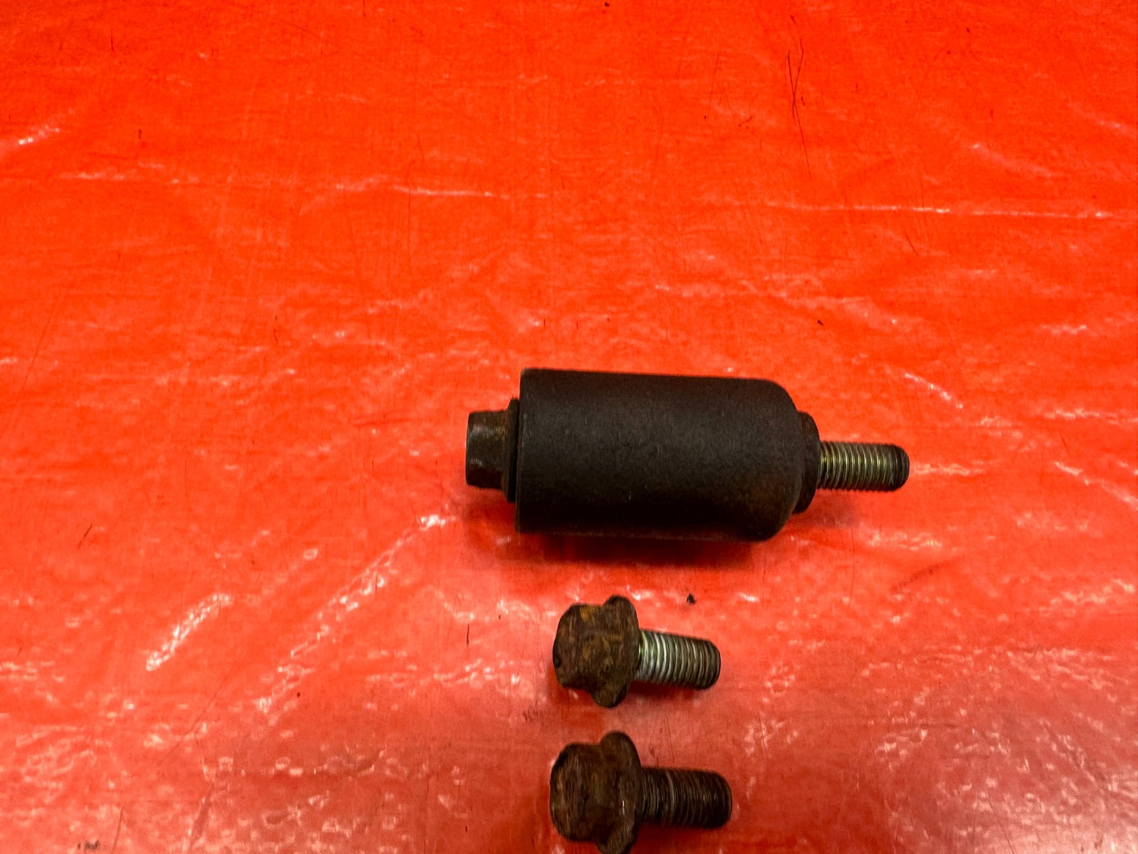 02 05 HONDA CIVIC SI EP3 HATCH   REAR TRANSMISSION MOUNT BOLTS HARDWARE OEM #2136
