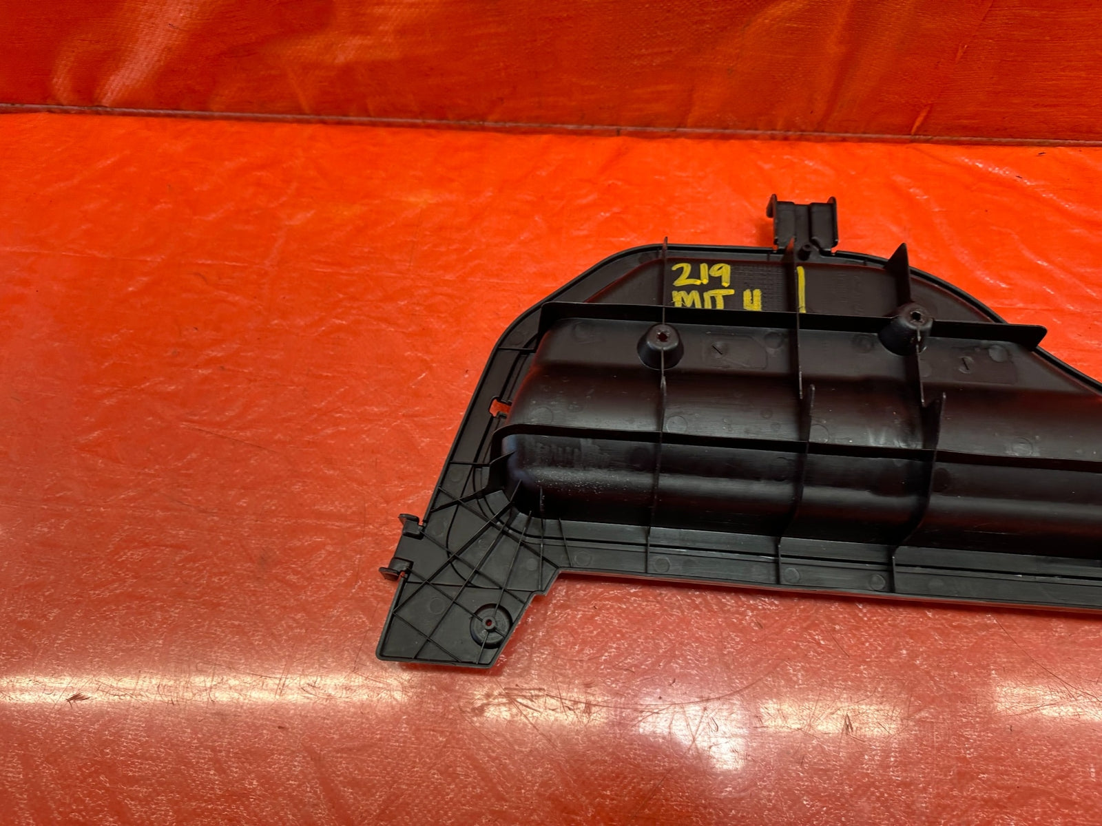 10 16 HYUNDAI GENESIS COUPE   TRUNK PLASTIC LINER LUGGAGE TRAY RIGHT   OEM #21911