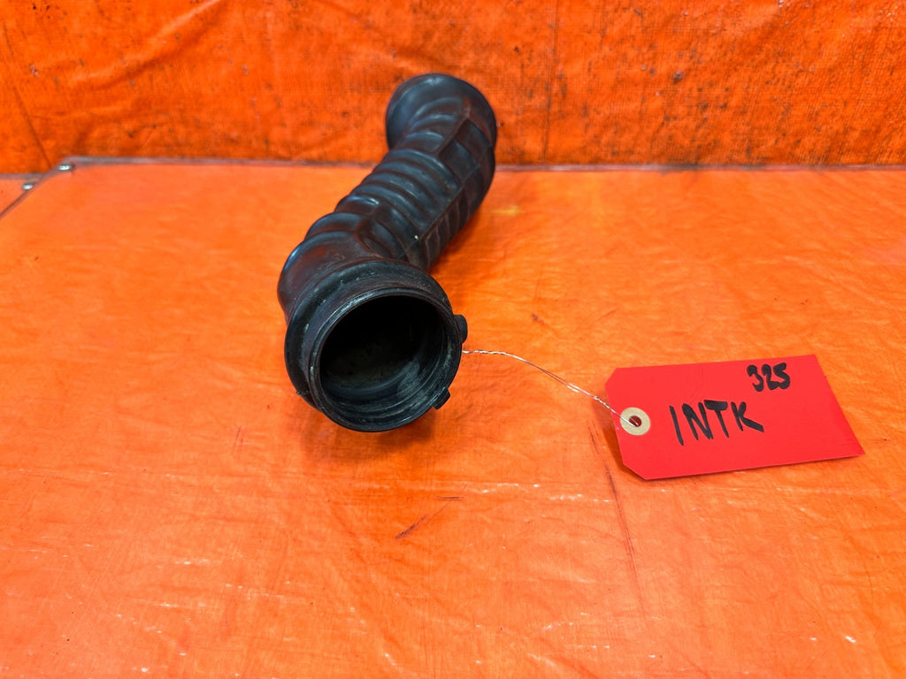90 91 HONDA CIVIC HATCHBACK   D16A6 SI SOHC AIR INTAKE ARM TUBE   OEM #3254