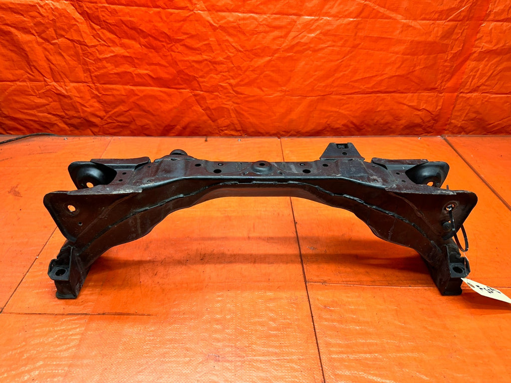 03-08 NISSAN 350Z FRONT ENGINE SUBFRAME CROSSMEMBER K-MEMBER OEM #34610