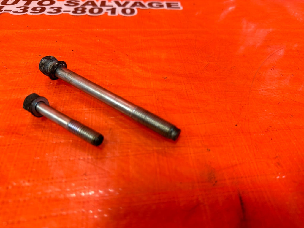 08 15 INFINITI G37 & Q60 COUPE   VQ37VHR POWER STEERING PUMP BOLTS   OEM 2454