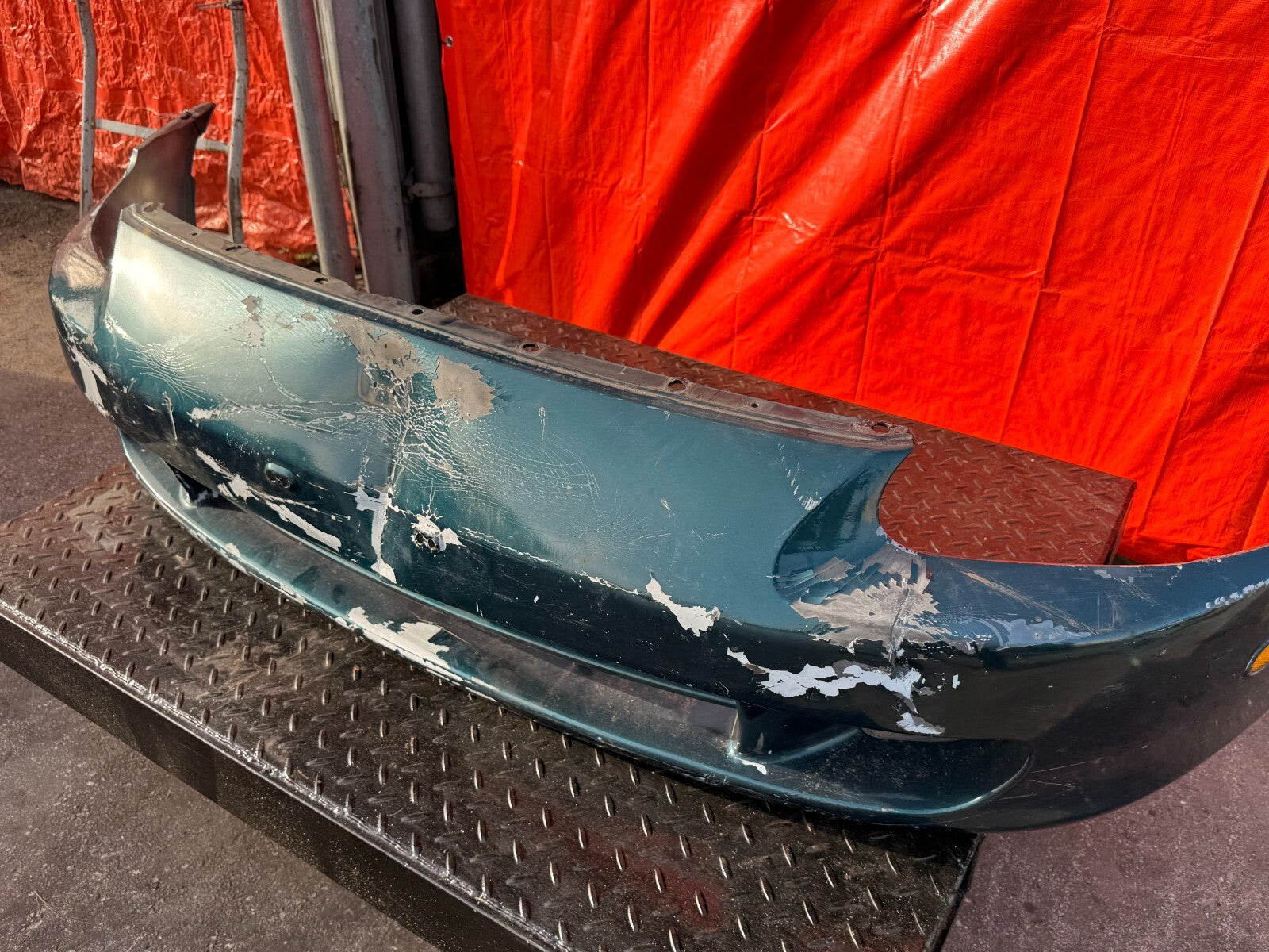 93 97 HONDA DEL SOL   96 97 SPEC   FRONT BUMPER COVER   DOLPHIN   OEM #2958