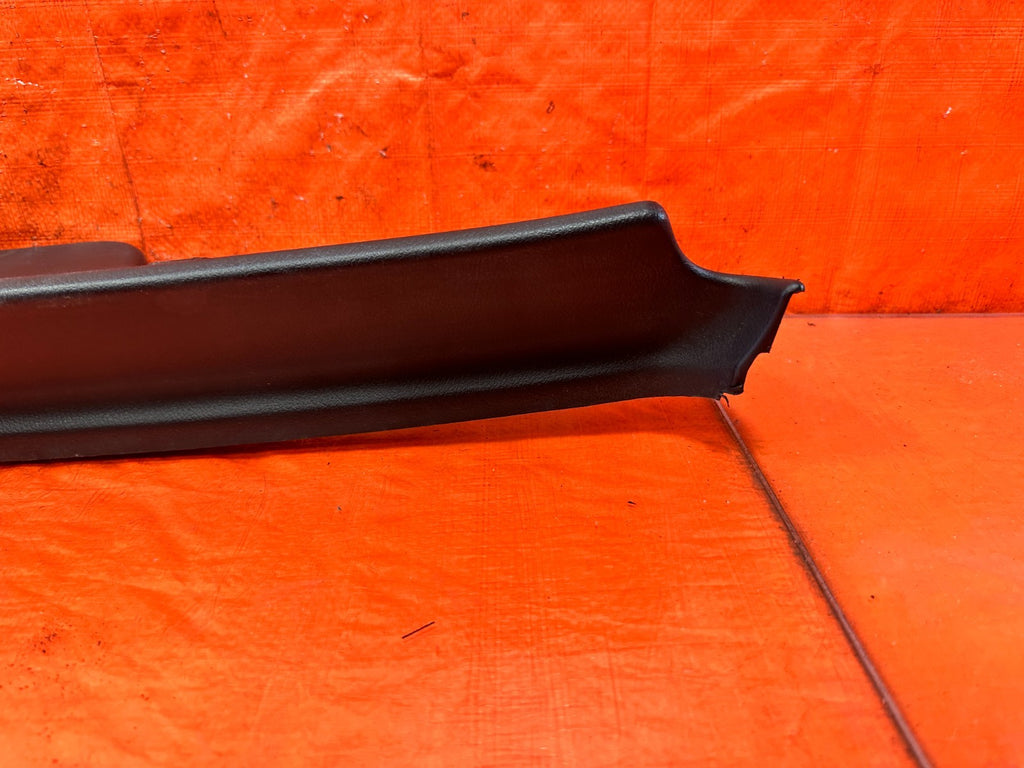 90 91 HONDA CIVIC HATCHBACK   REAR HATCH TAILGATE TRIM PLASTIC COVER OEM 3259