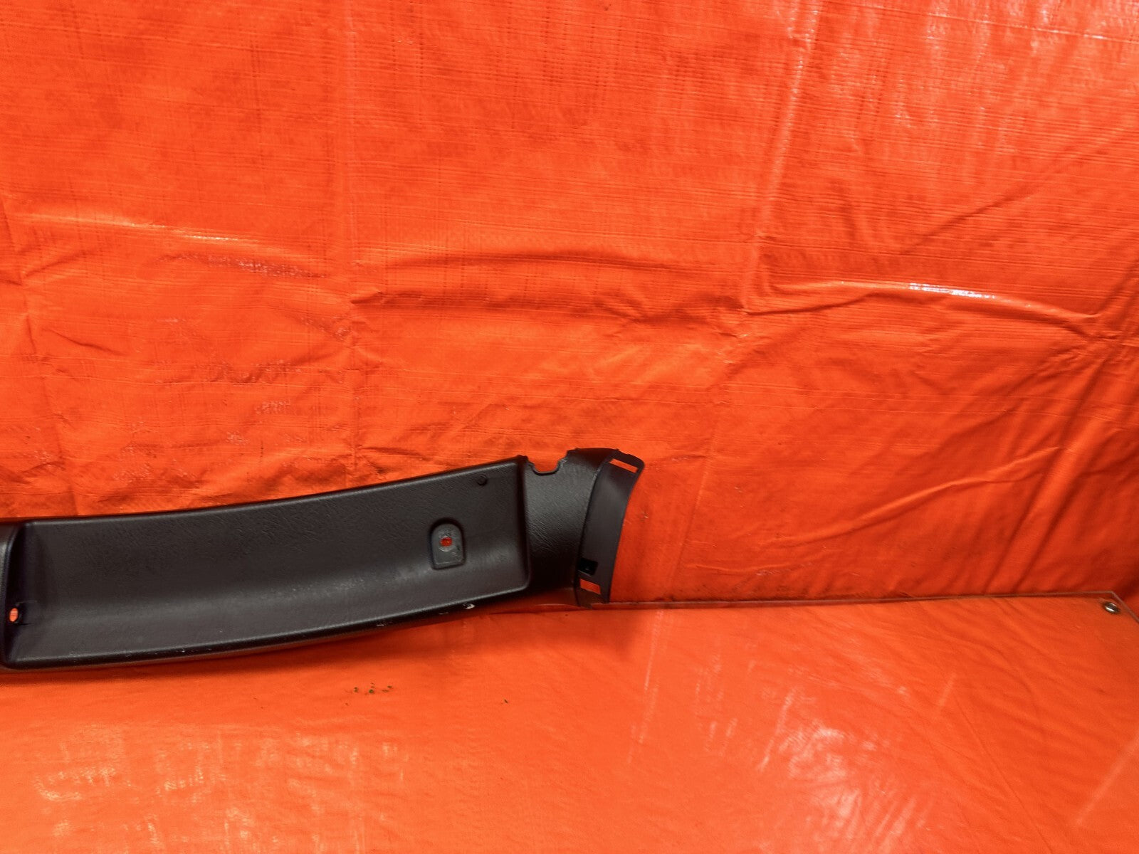 00 09 HONDA S2000   UPPER ROOF DOME MAP READING LIGHT LAMP TRIM PLASTIC OEM #2901