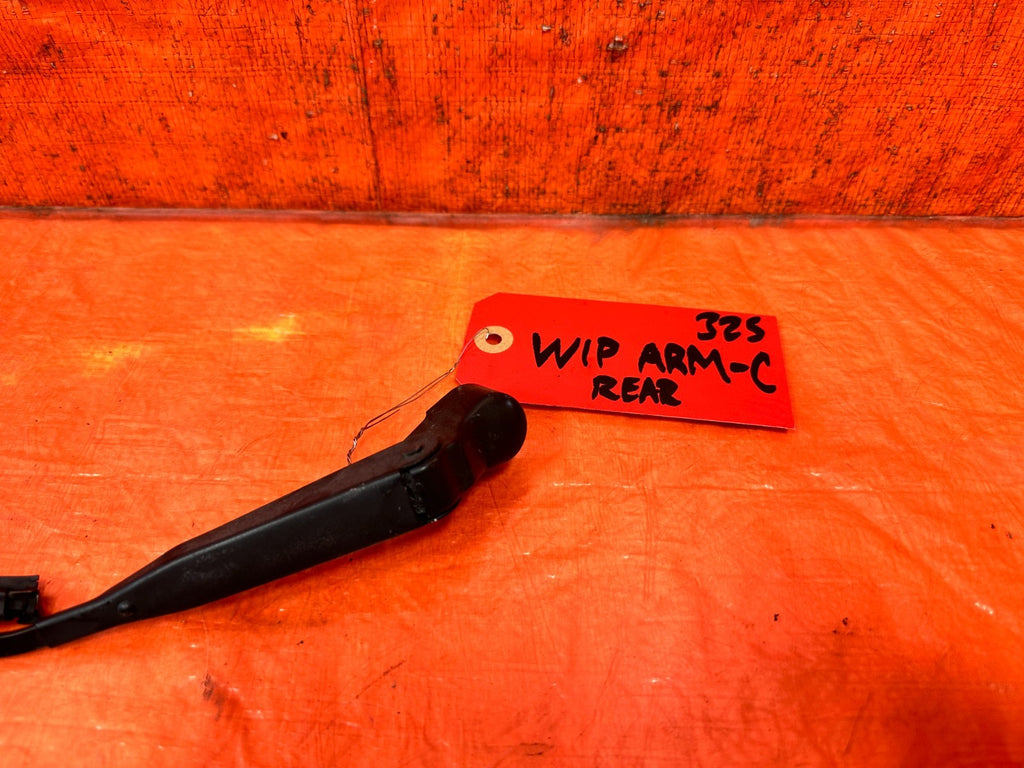 90 91 HONDA CIVIC HATCHBACK   REAR HATCH WIPER ARM   OEM 3253