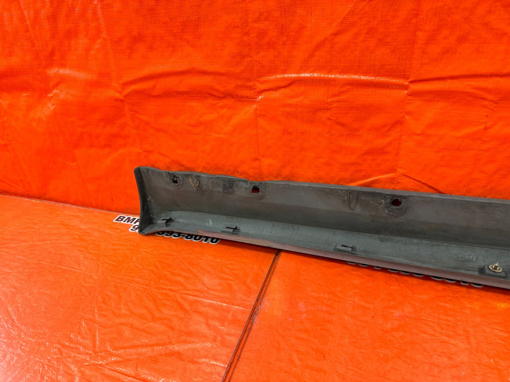 00 05 TOYOTA CELICA   SIDE SKIRT ROCKER MOLDING TRIM LEFT SIDE NON TRD   OEM 25018