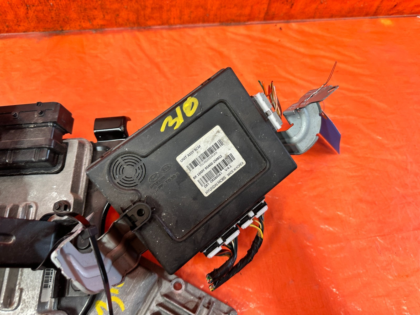 14 16 HYUNDAI GENESIS COUPE 3.8L   AUTOMATIC ECU W/ KEY BCM TCM   100% COMPLETE4